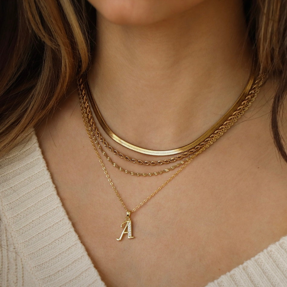 Eva Elegantní Hadí Kovový Náhrdelník Minimalistický